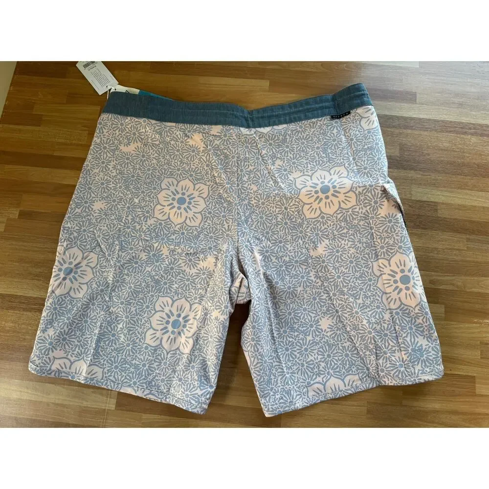 NWT Vissla Tamri 18.5